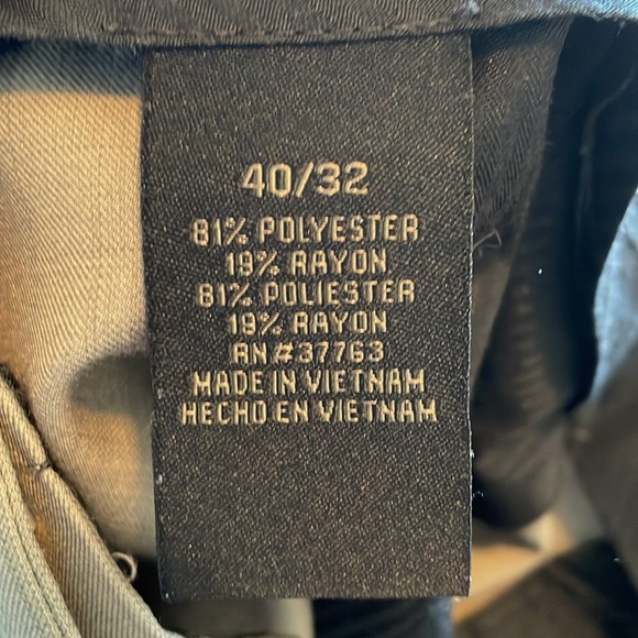 Men’s Axist tan dress pants. 40x30. Lightweight flat front pockets front/back - Picture 6 of 10